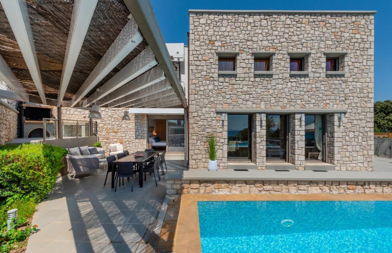 Villa Costamare - Enjoy Lazy Days On The Private Pool-Jacuzzi Pefki Eksteriør bilde