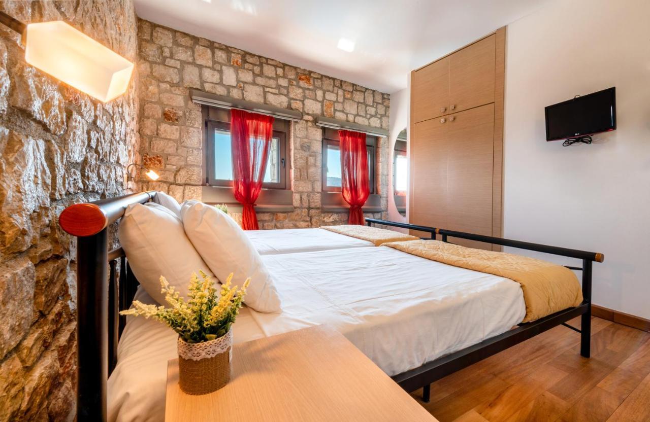 Villa Costamare - Enjoy Lazy Days On The Private Pool-Jacuzzi Pefki Eksteriør bilde
