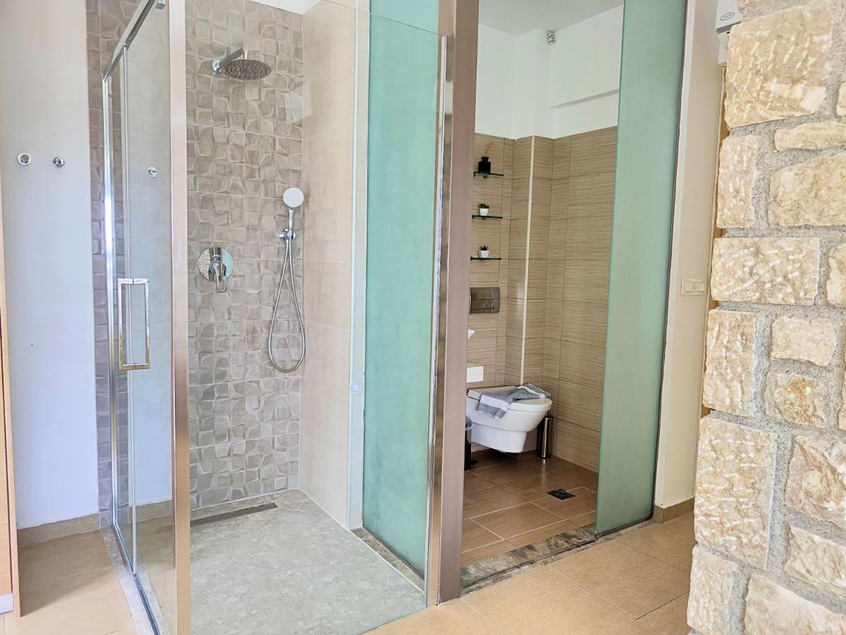 Villa Costamare - Enjoy Lazy Days On The Private Pool-Jacuzzi Pefki Eksteriør bilde